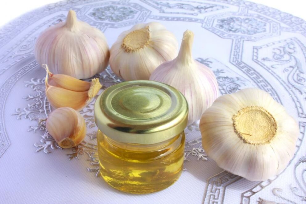 Garlic tincture to increase potency