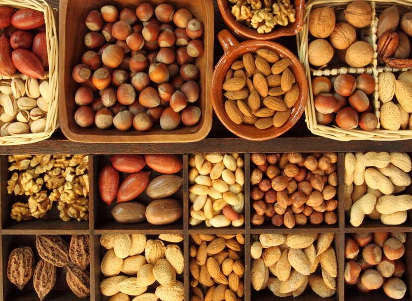 Eating nuts helps a man improve erection